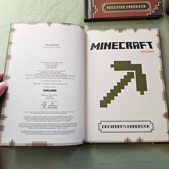 4 Minecraft Mojang Hardcover Books - Redstone, Combat, Beginner's & Construction - Picture 4 of 12